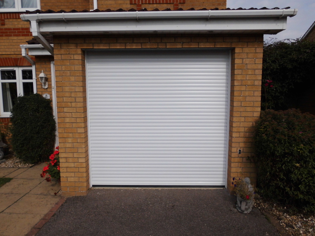 01536 520058 Kettering Arron Door Services Ltd Picture