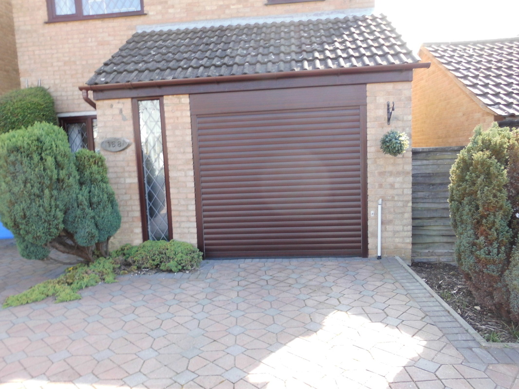 01536 520058 Kettering Arron Door Services Ltd Picture